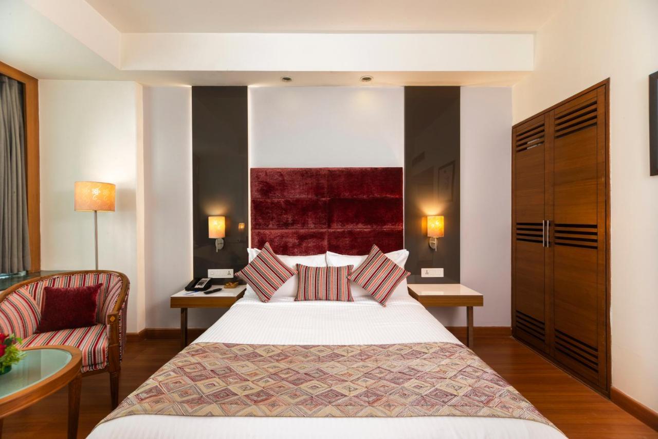 Hotel Maurya Patna Патна Экстерьер фото