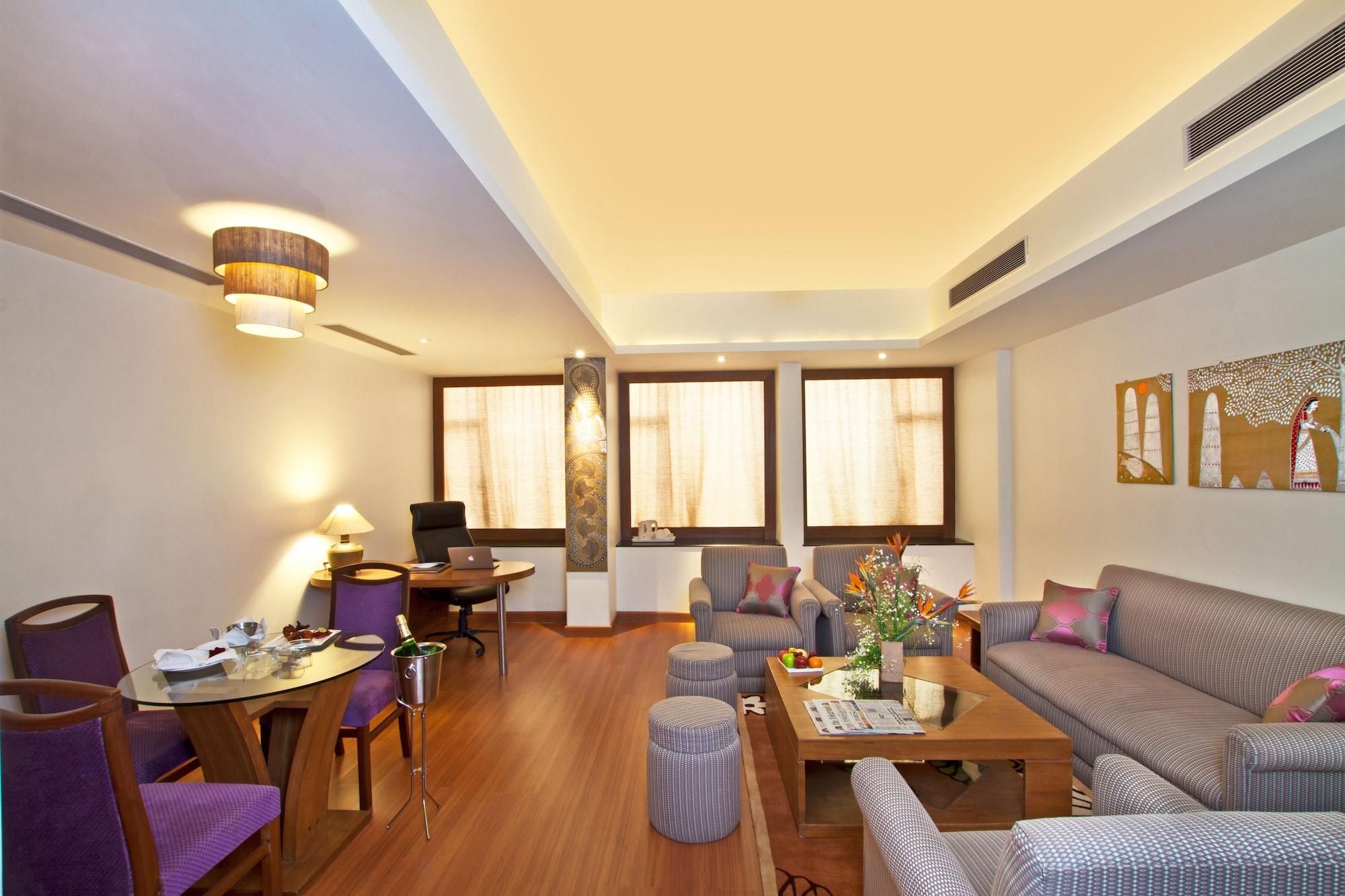Hotel Maurya Patna Патна Экстерьер фото