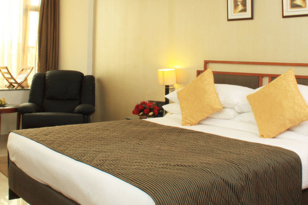 Hotel Maurya Patna Патна Экстерьер фото