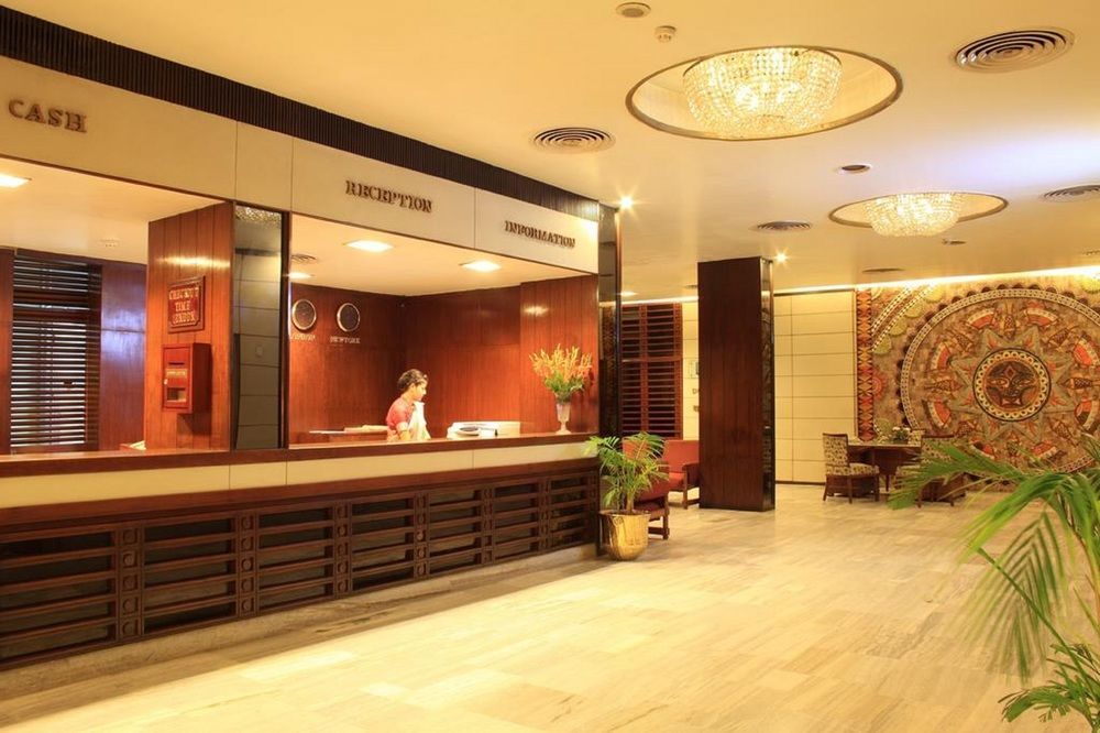 Hotel Maurya Patna Патна Экстерьер фото