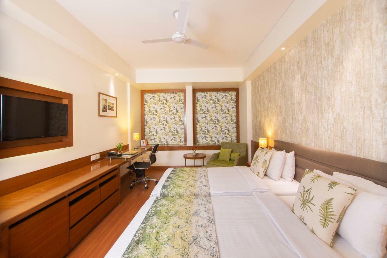 Hotel Maurya Patna Патна Экстерьер фото